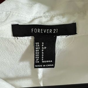 Forever 21. Women white boouse